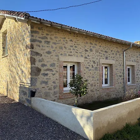 Casa De Aldea Escuelas De Linares, 17 * Linares (Asturias)