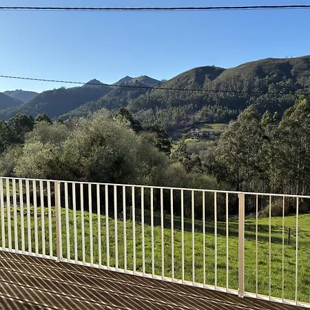Ferienhaus Casa De Aldea Escuelas De Linares, 17 Linares (Asturias)
