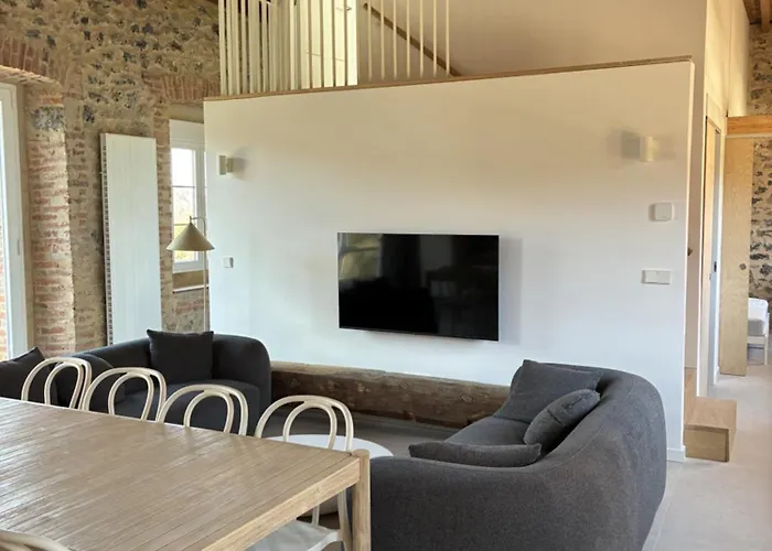 Сasa de vacaciones Casa De Aldea Escuelas De Linares, 17 Linares (Asturias)