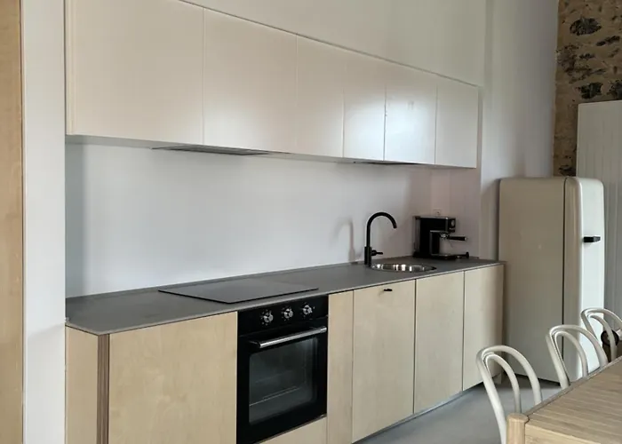 Casa De Aldea Escuelas De Linares, 17 * Linares (Asturias)