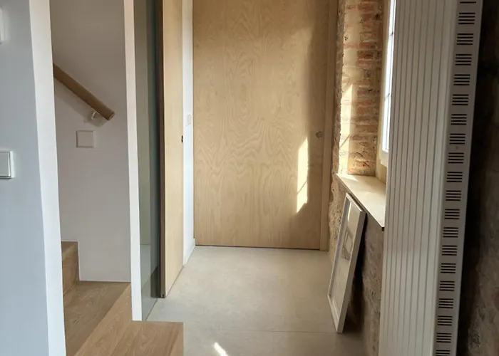 Сasa de vacaciones Casa De Aldea Escuelas De Linares, 17 Linares (Asturias)